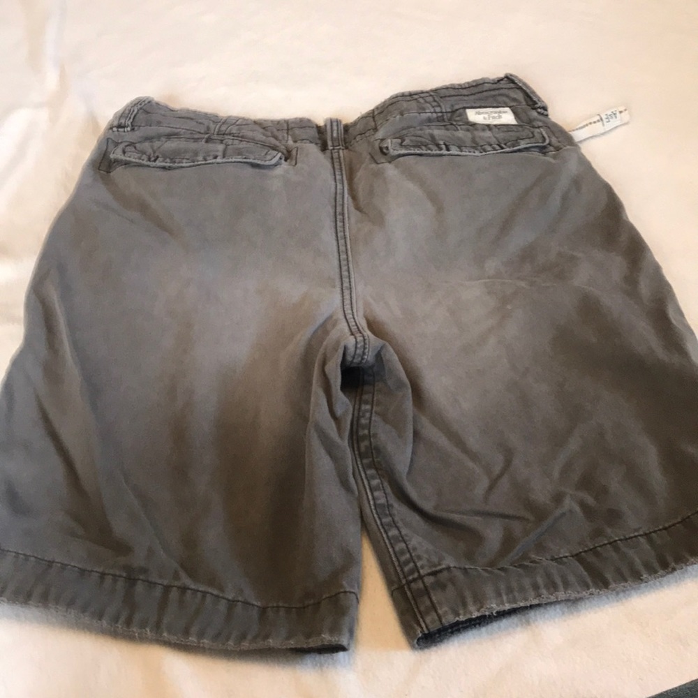 Men’s distressed Abercrombie and Fitch shorts - Picture 5 of 5